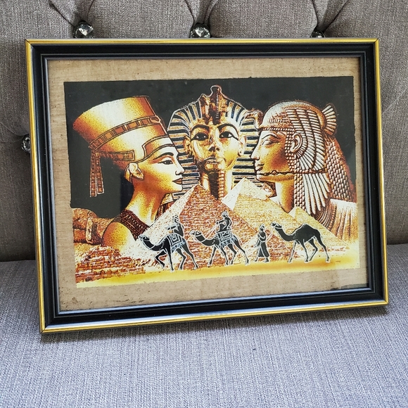 NWOT Framed Egyptian papyrus paper 📜 that glows in the dark - Picture 5 of 5